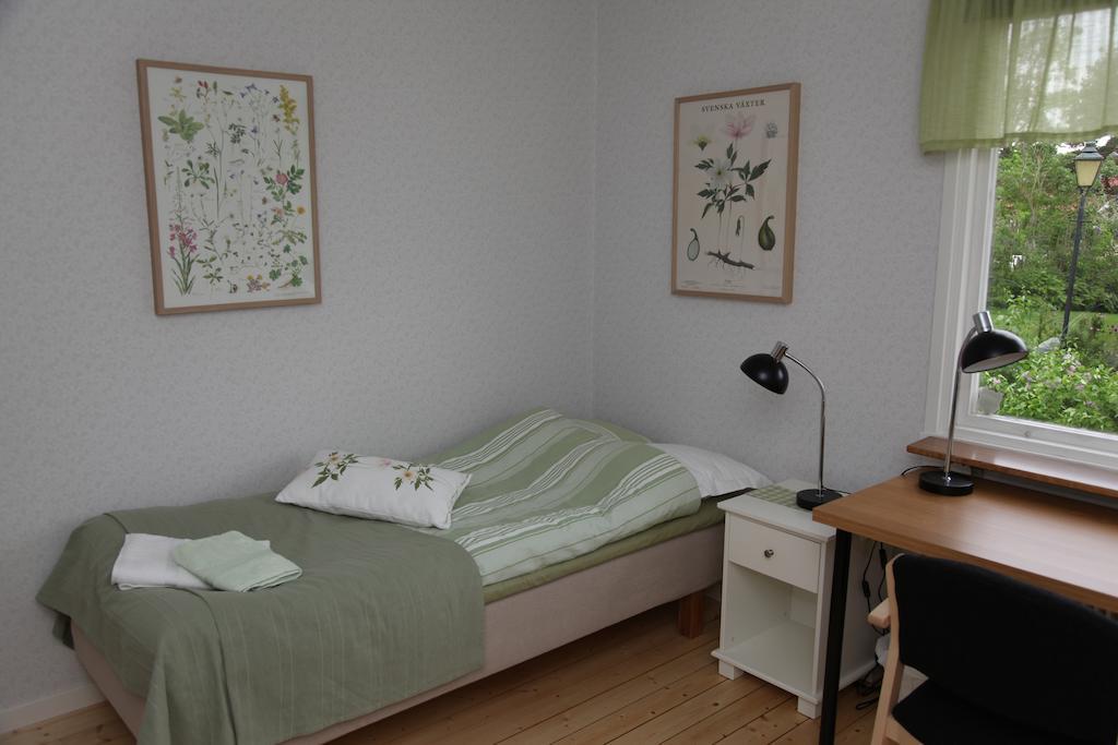 ¿Cuáles son los mejores hoteles cerca de Sandgrund Lars Lerin? Karlstad Habitación foto